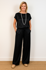 Elegancki satynowy komplet dwuczęściowy dla kobiet