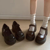 Damskie buty retro Dirndl z platformą