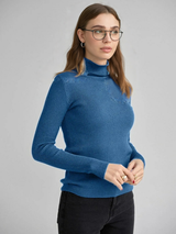 Klasyczny sweter z golfem dla kobiet