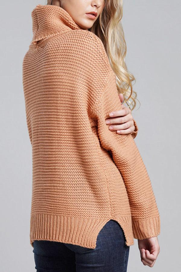 Damski sweter oversize z grubym splotem i golfem