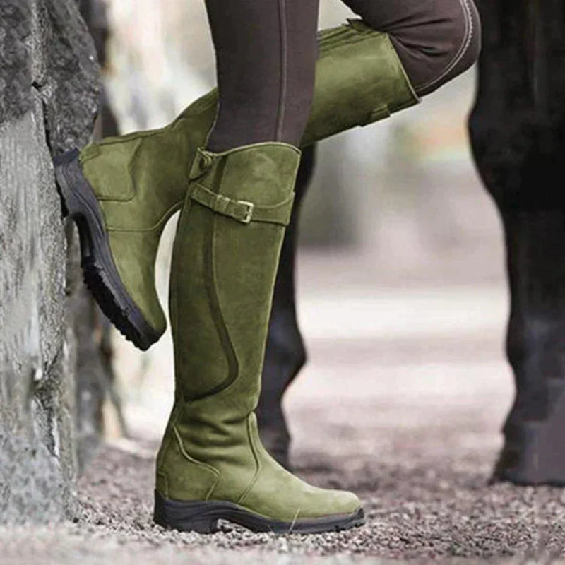 Wysokie wodoodporne buty dla kobiet